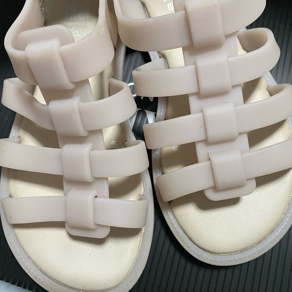 Mini melissa
